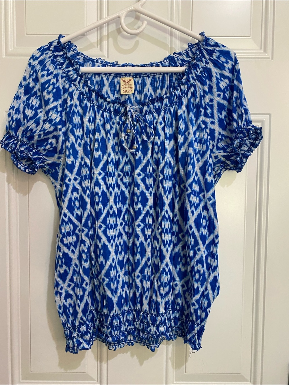 Faded Glory Blue & White Ikat Peasant Top